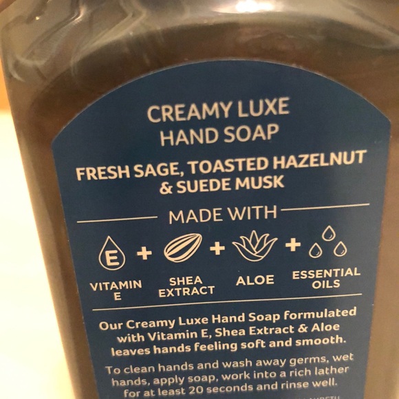 NWT Bath & Body Works White Barn Vanilla Sage Creamy Luxe Hand Soap. 8 ounces - Picture 3 of 5